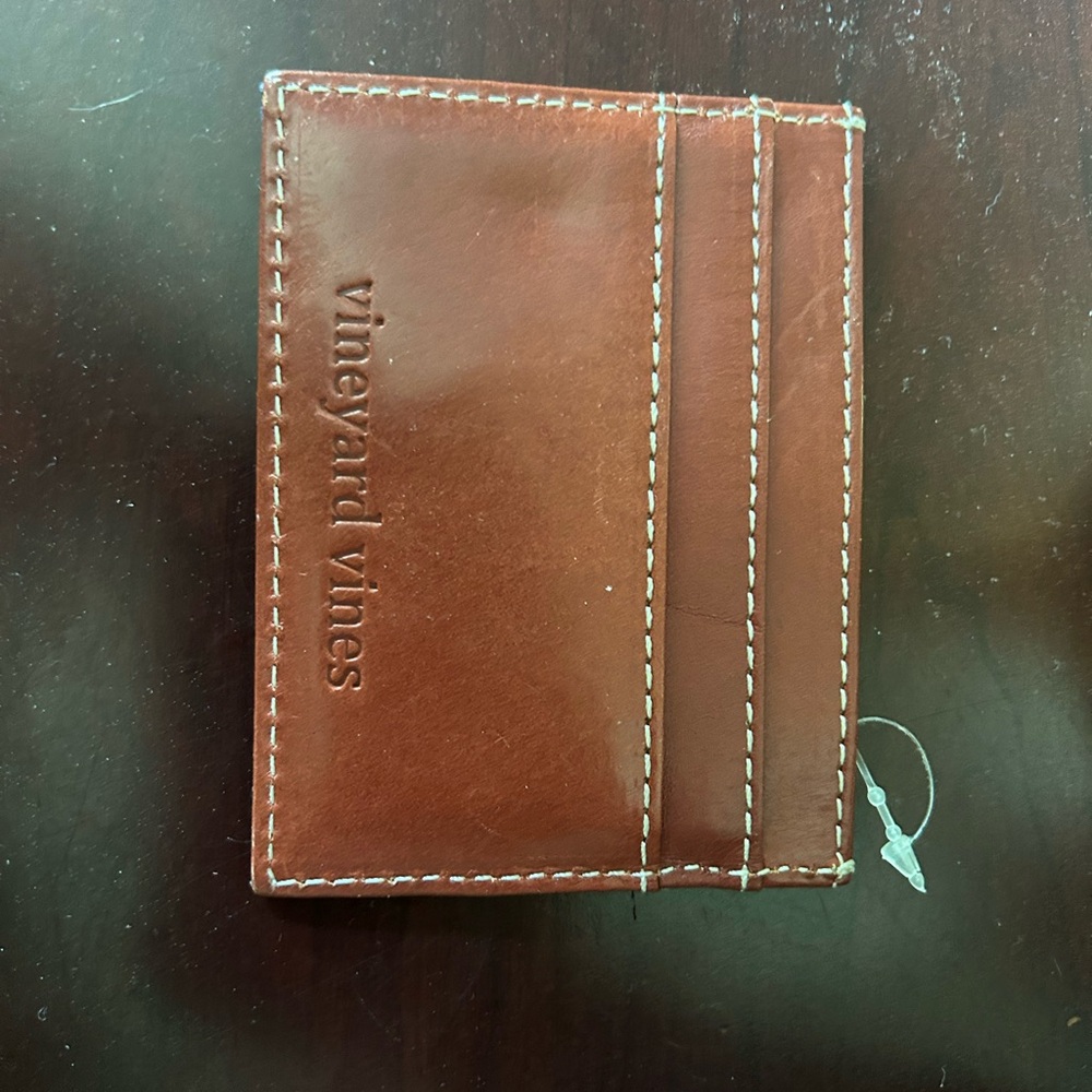 Vineyard Vines Brown Key Card Holder with Contrast Stitching